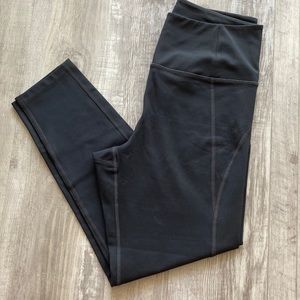 Girlfriend Collective Black Leggings size Medium 3/4 length